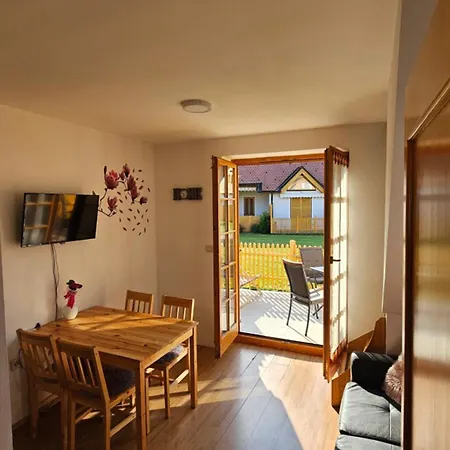 아파트 Apartma - Trobentica 28 모라브스케토플리체