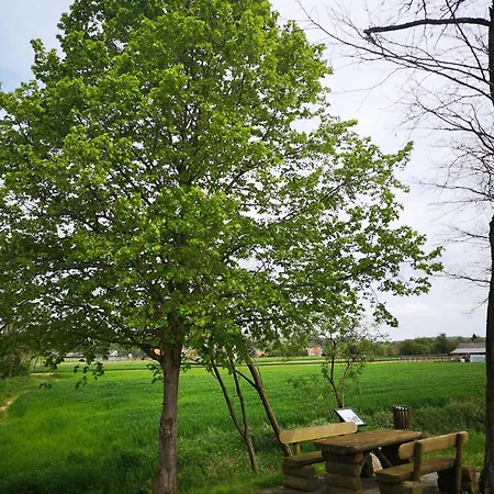 Apartma - Trobentica 28 아파트 *