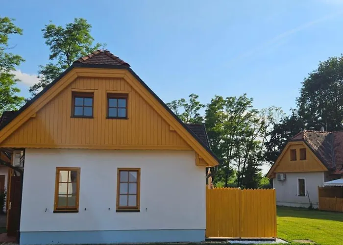 Apartma - Trobentica 28 アパート *