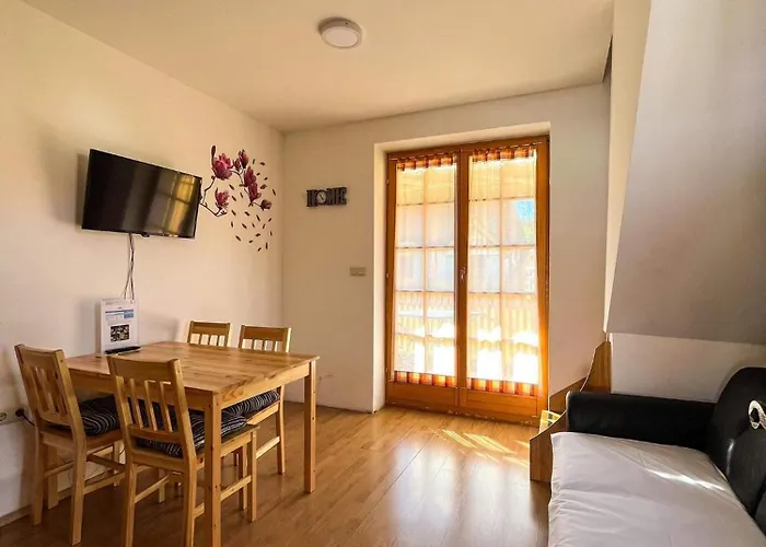 アパート Apartma - Trobentica 28